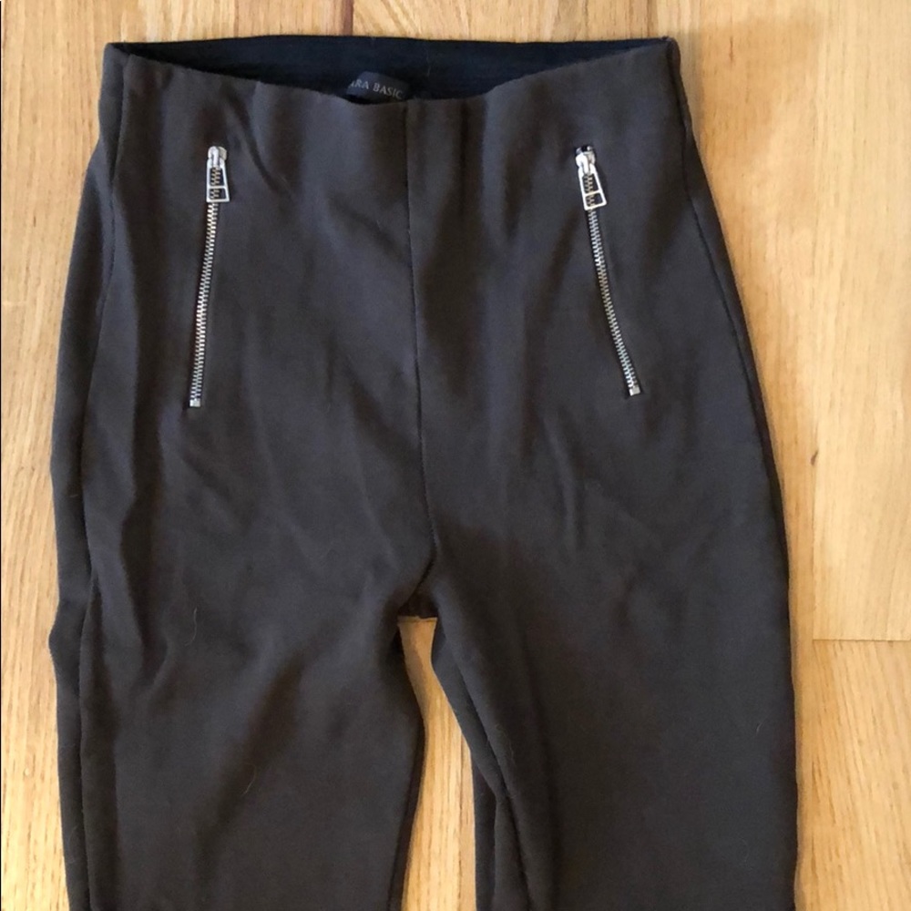 High-Waisted Olive Green Zara Leggings